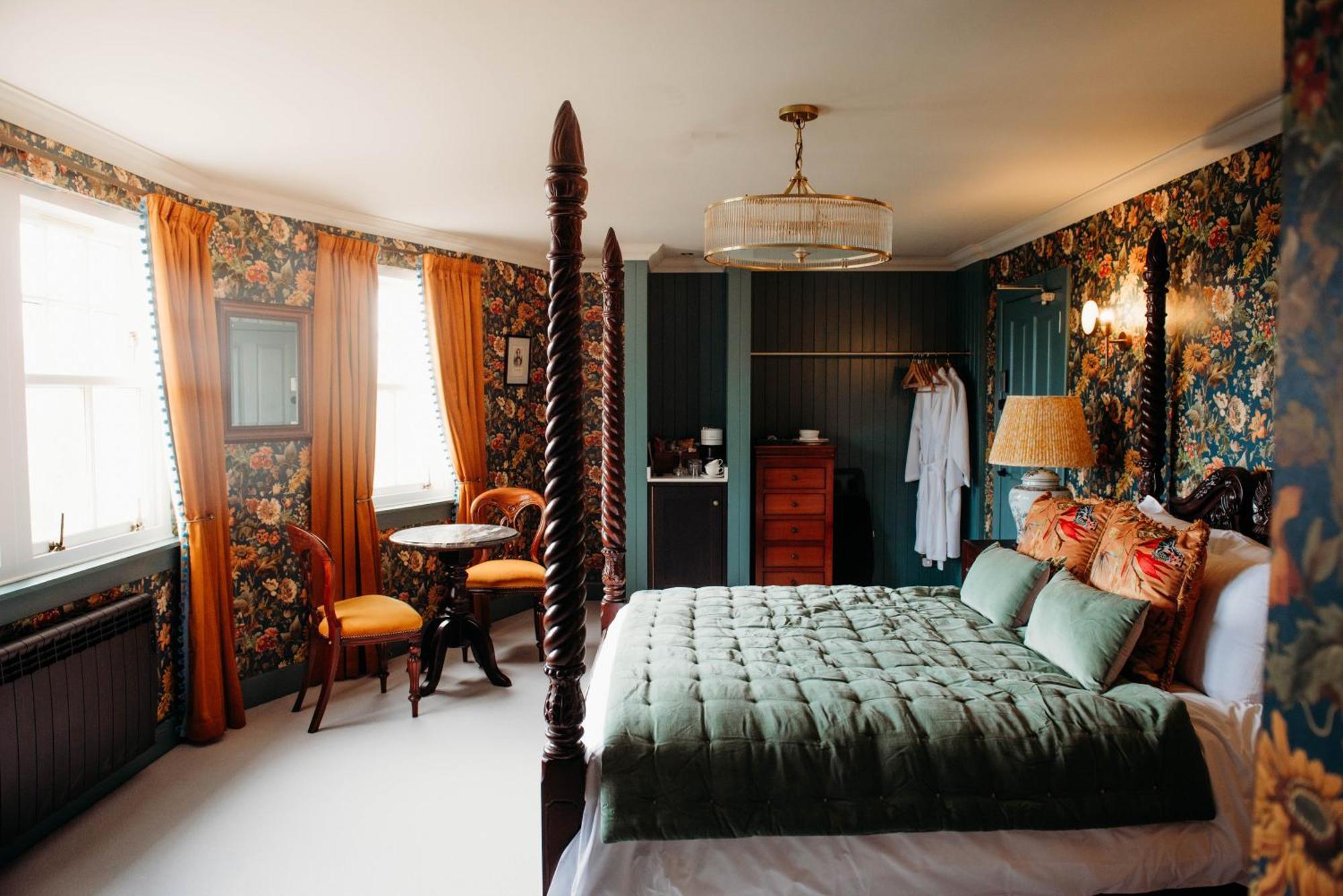 Отель Roslyn House Тобермори Экстерьер фото