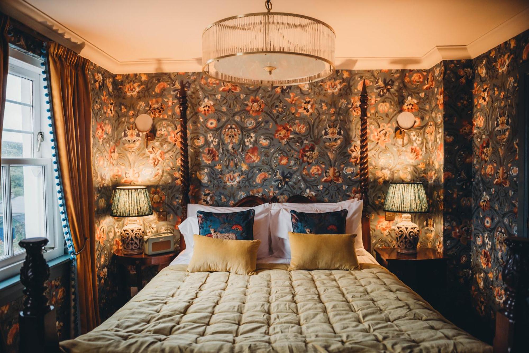 Отель Roslyn House Тобермори Экстерьер фото