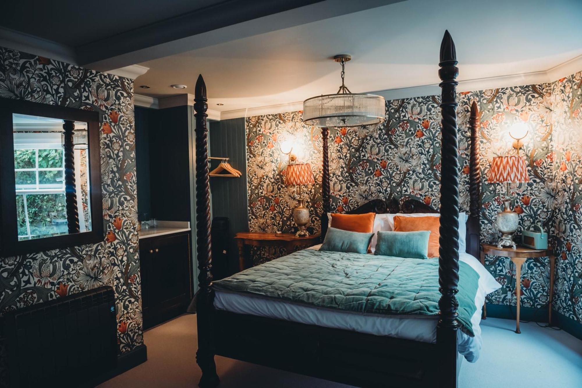 Отель Roslyn House Тобермори Экстерьер фото